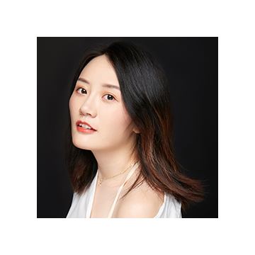 Autographed Trove Carafe 2019 Autographed by Kang 'Eve' Zhexi