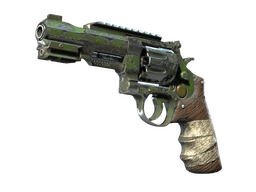 StatTrak™ R8 Revolver | Survivalist (Battle-Scarred)